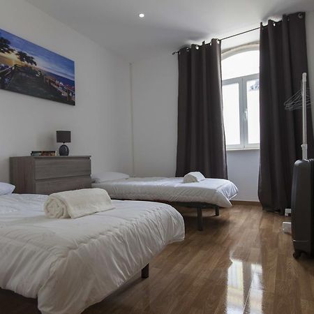 Guest House First Floor Lagos Dış mekan fotoğraf