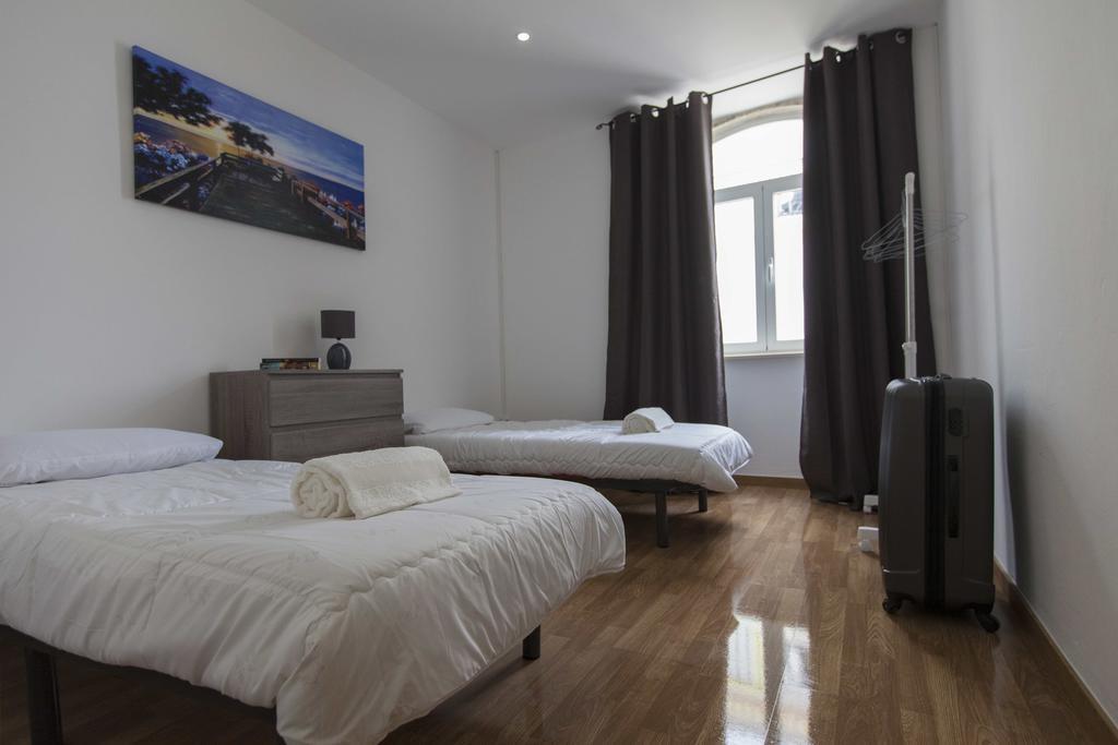 Guest House First Floor Lagos Dış mekan fotoğraf